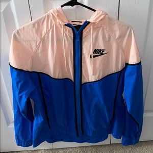 Nike wind breaker